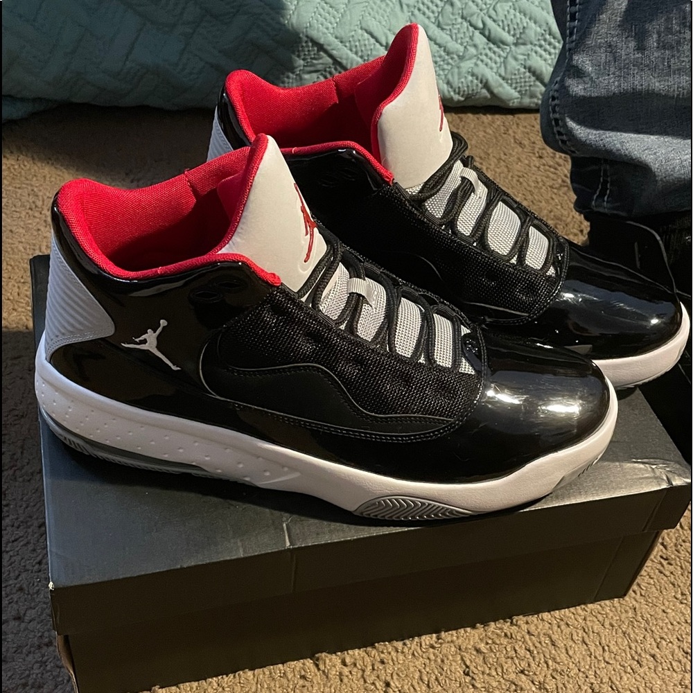 Jordan Max Aura 2